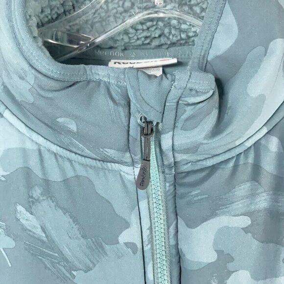 Reebok Womens Large Super Soft Gravity Medium Weight Camo Sherpa Jacket Grey - Picture 3 of 8